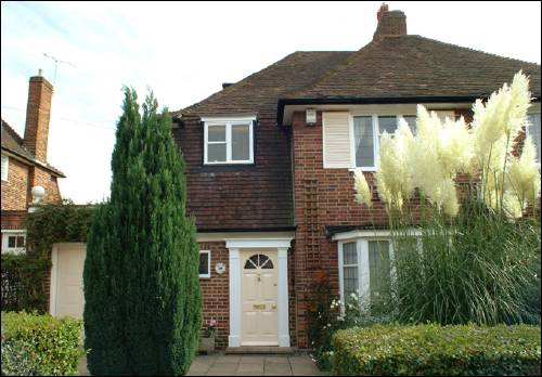 18 Widecombe Way